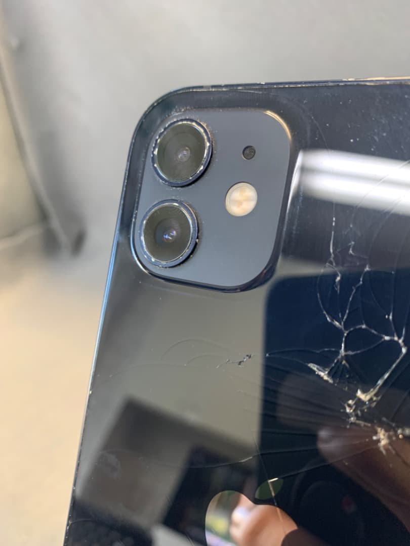 中古品　国内版　SIMフリー　iPhone12　128GB ブルー色