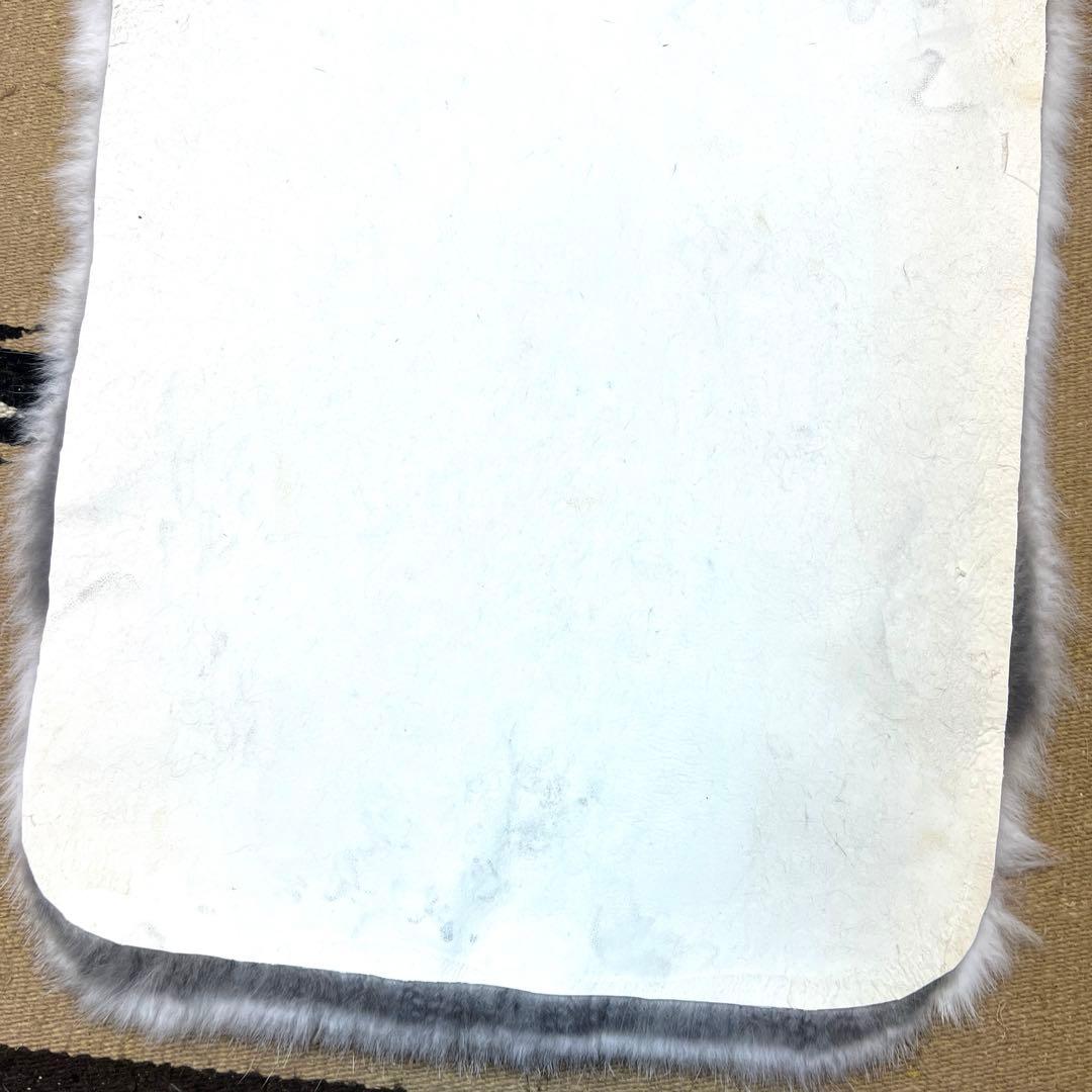 極上特大　ラビット尻あて　座布団　ウサギ毛皮敷物　キャンプ　登山　スキー　チェア