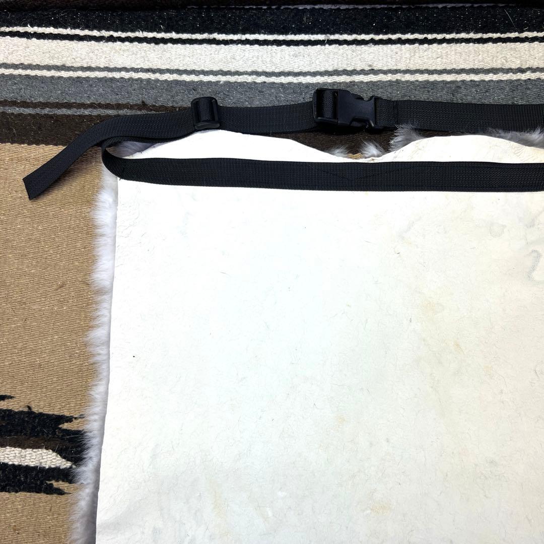 極上特大　ラビット尻あて　座布団　ウサギ毛皮敷物　キャンプ　登山　スキー　チェア