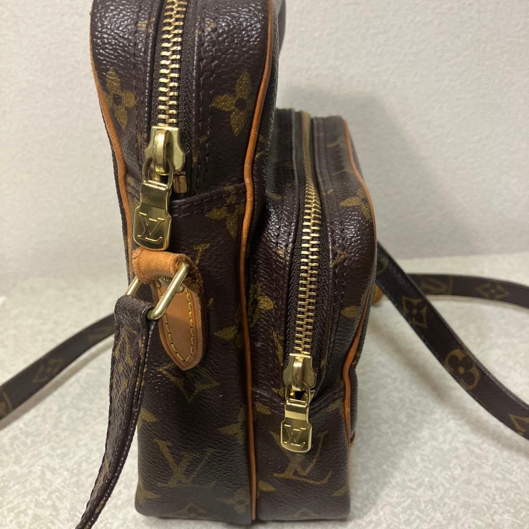 ルイヴィトンモノグラムショルダーバッグアマゾン