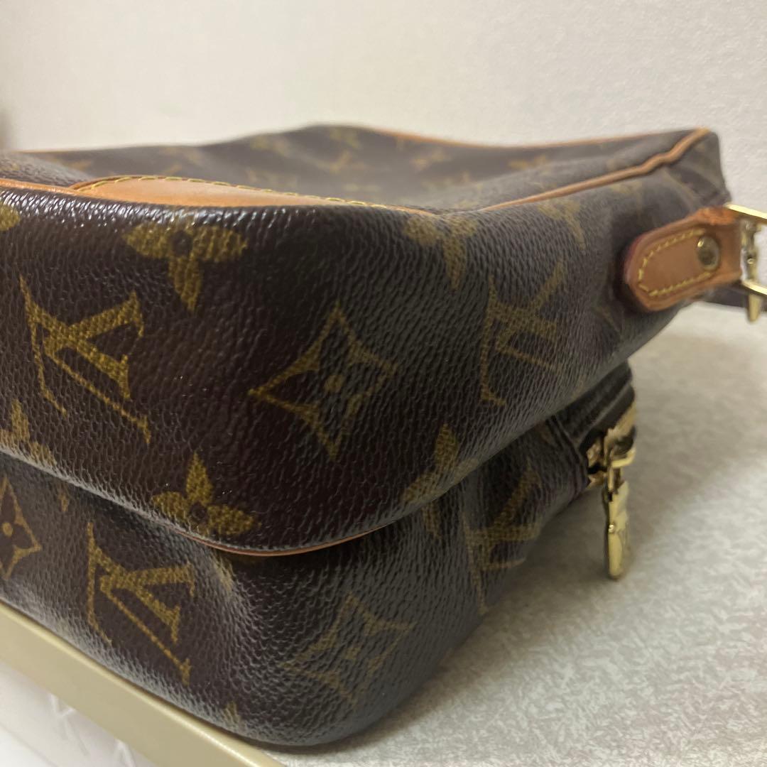 ルイヴィトンモノグラムショルダーバッグアマゾン