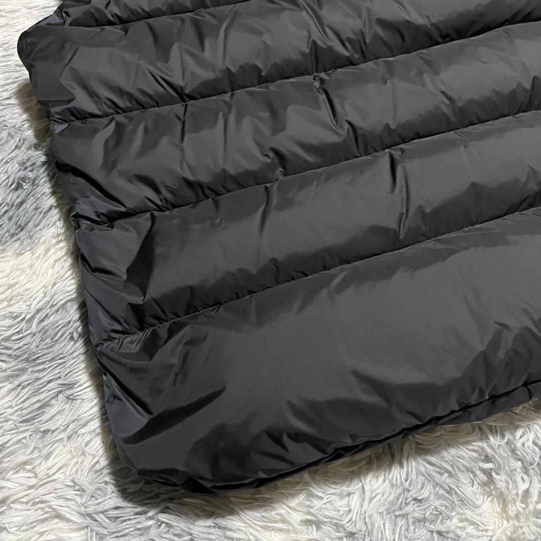 未使用　23AW TATRAS ダウンベストPOSEIDONE 紺　03 L