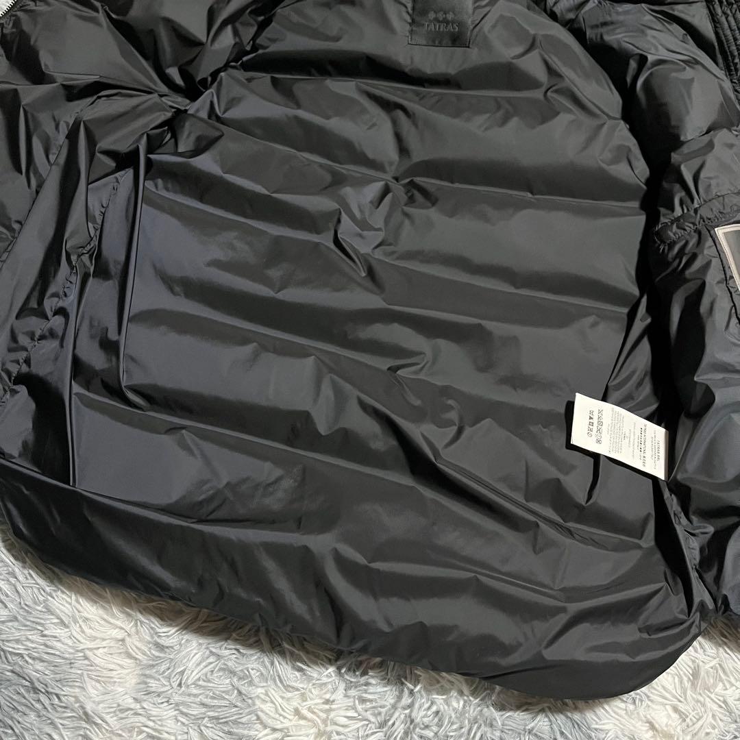 未使用　23AW TATRAS ダウンベストPOSEIDONE 紺　03 L