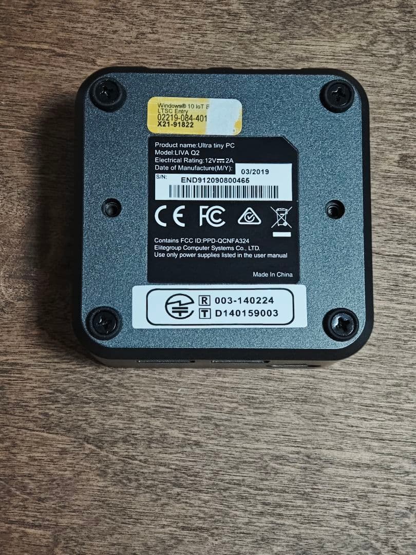 超小型デスクトップパソコン LIVA Q2 N4100