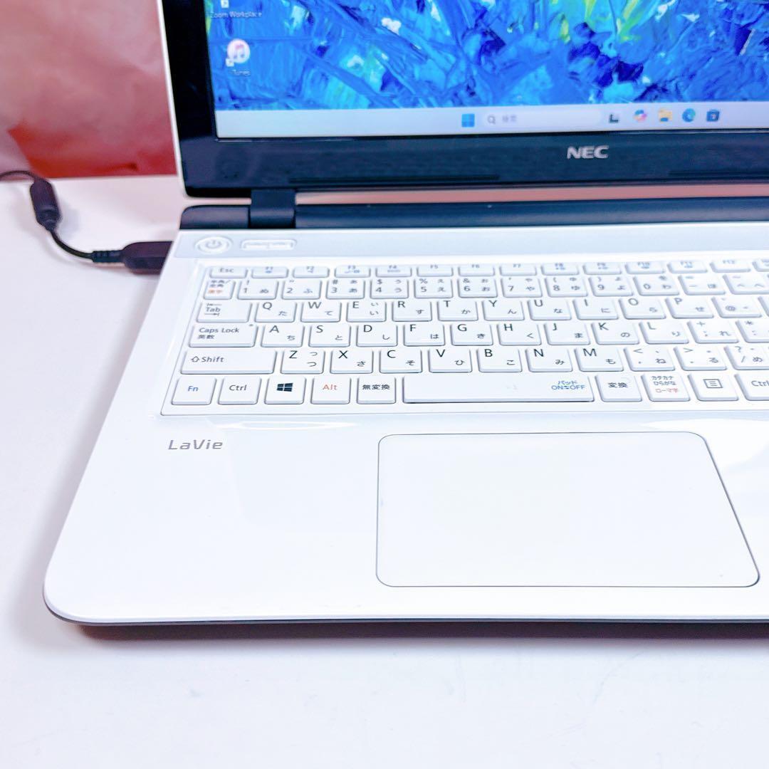 新品高速SSD✨windows11 カメラ✨ノートパソコン オフィス 薄型 白✨