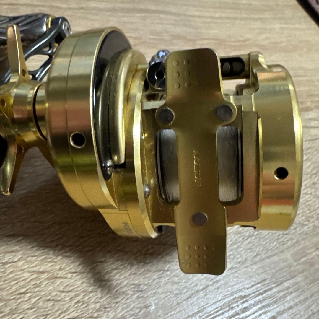 ト*ウ様 カルカッタコンクエスト200 リブレハンドル付き！