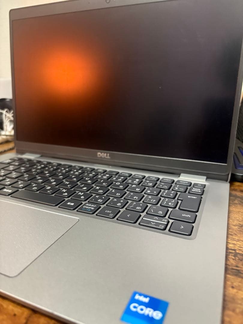 デルCore i5-1235U/8GB/SSD256GB/13.3型フルHD液晶