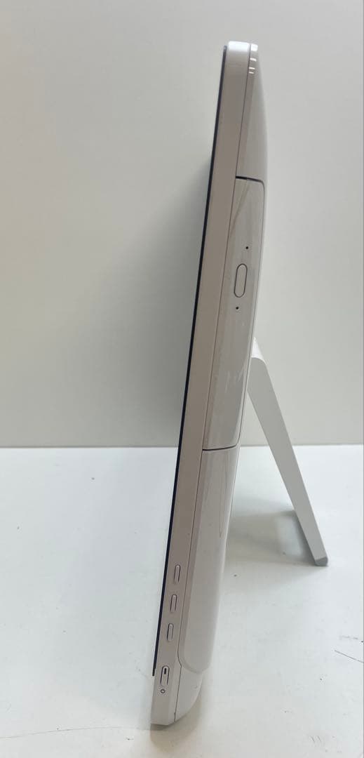 #188 Dell Inspiron 3264 一体型 i5 7200U タッチ