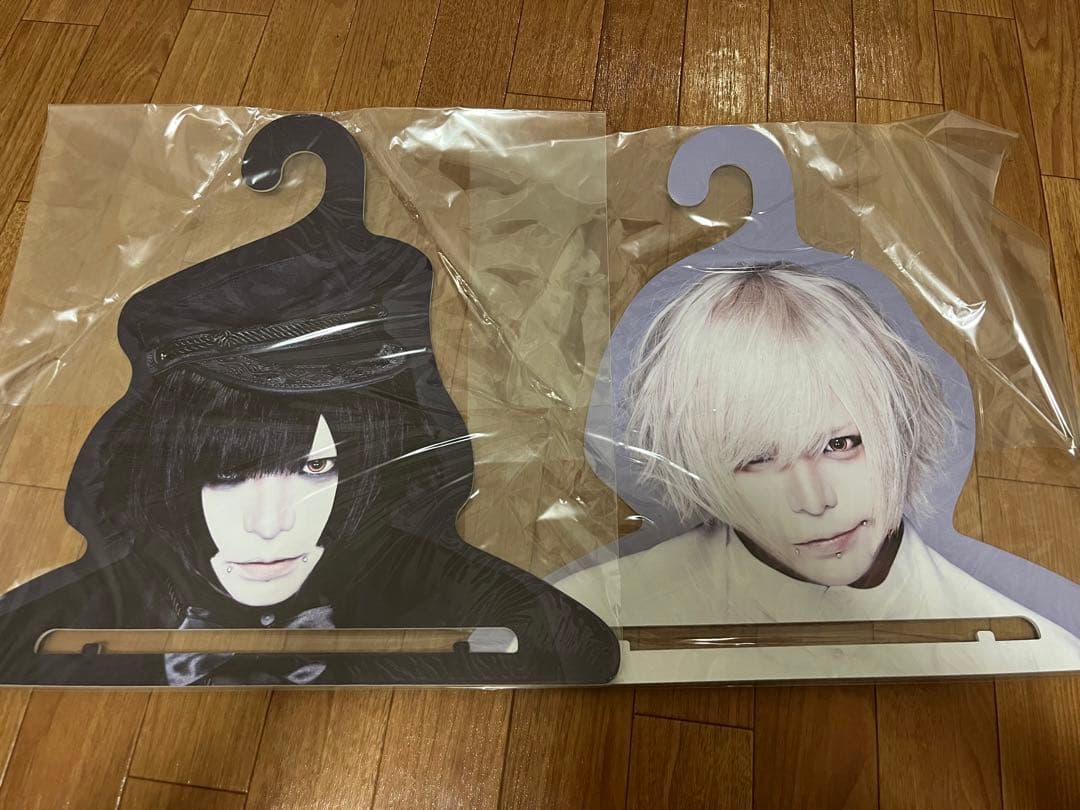 R指定マモ　マモハンガー