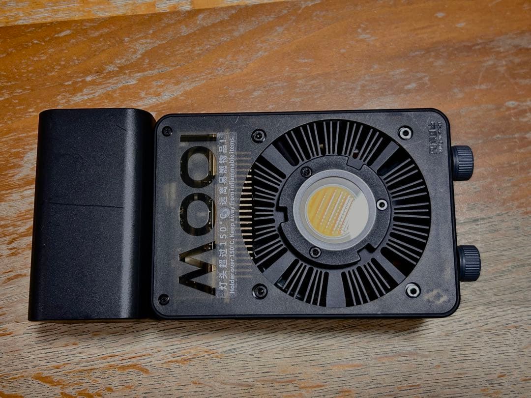 ZHIYUN CX100 LEDライト