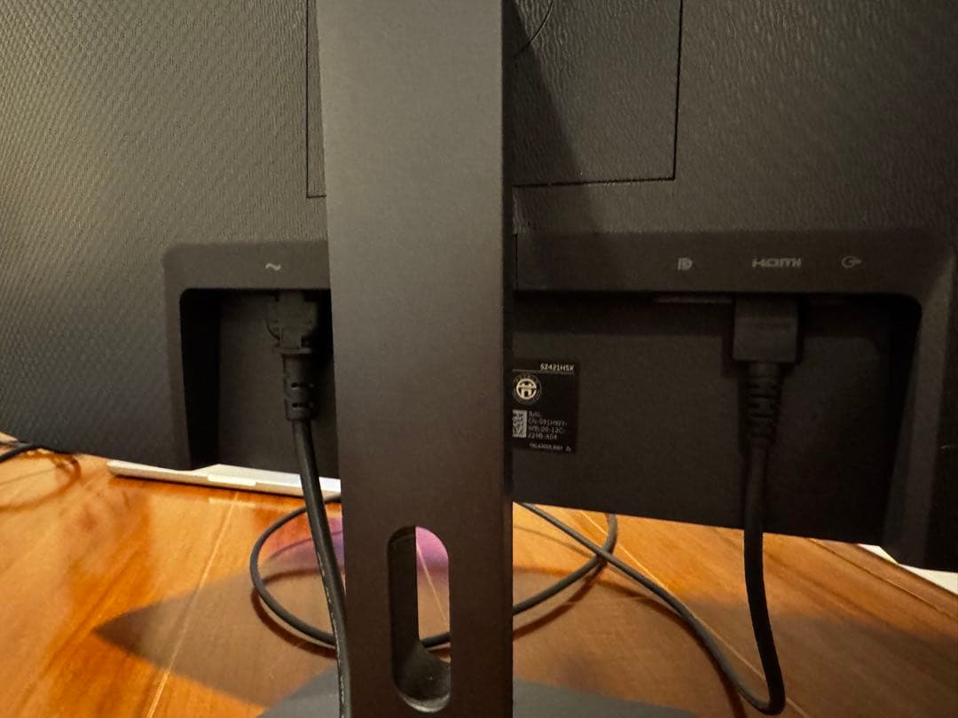 美品DELL 23.8インチ PC用LCDモニター