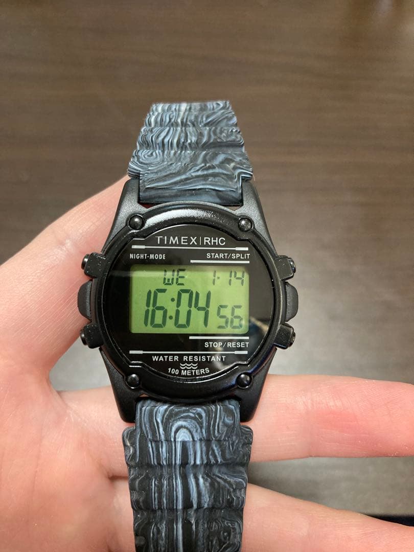 TIMEX ロンハーマン　デジタル腕時計