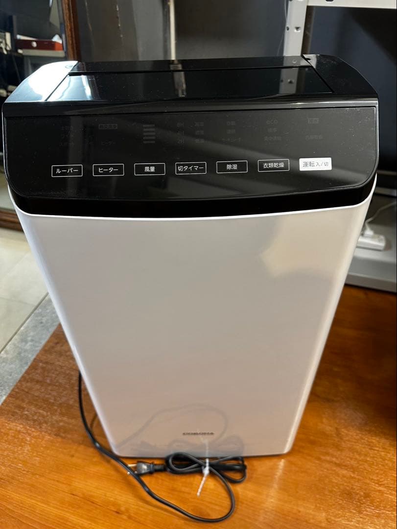 コロナ除湿機 2022年製 CD-WH1822（A）