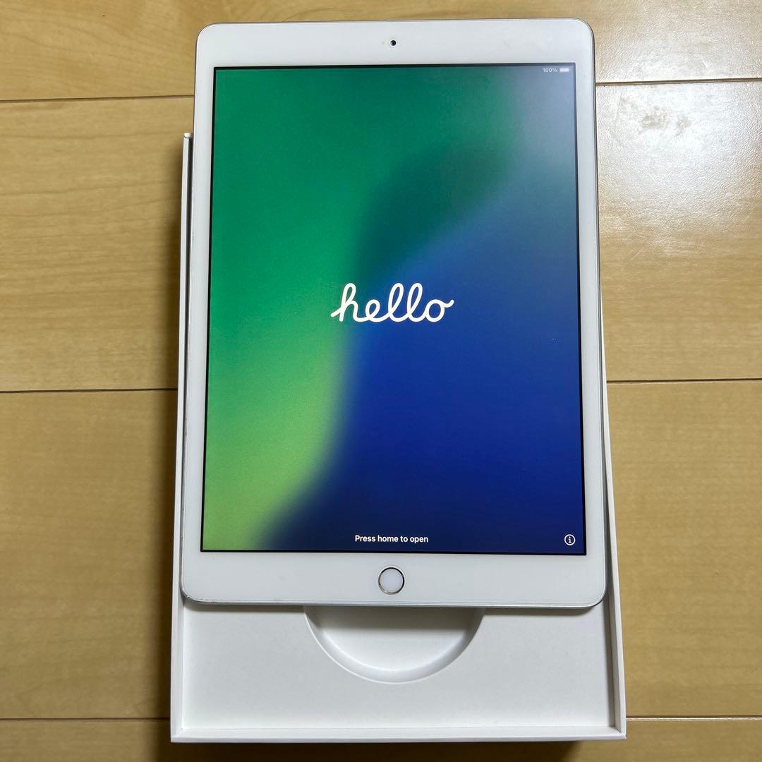 iPad本体 Apple iPad (7th Generation) 32GB Wi-Fi