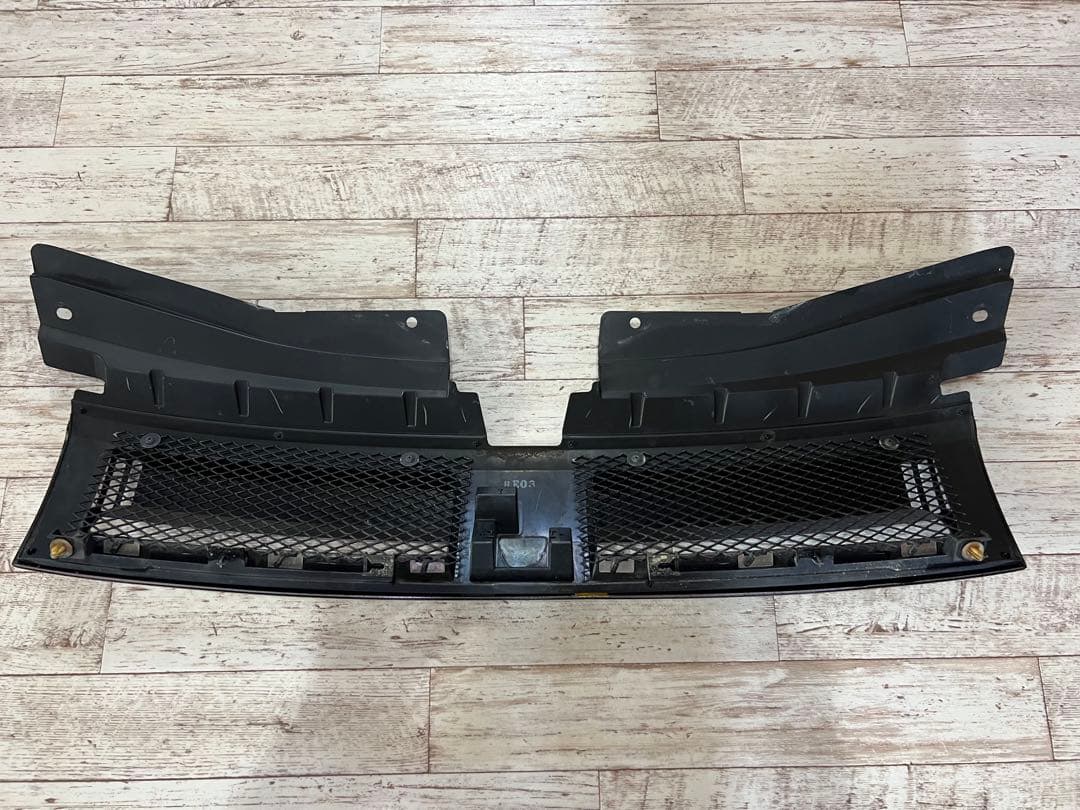 デリカD5 グリル　希少純正オプション　チッピング塗装