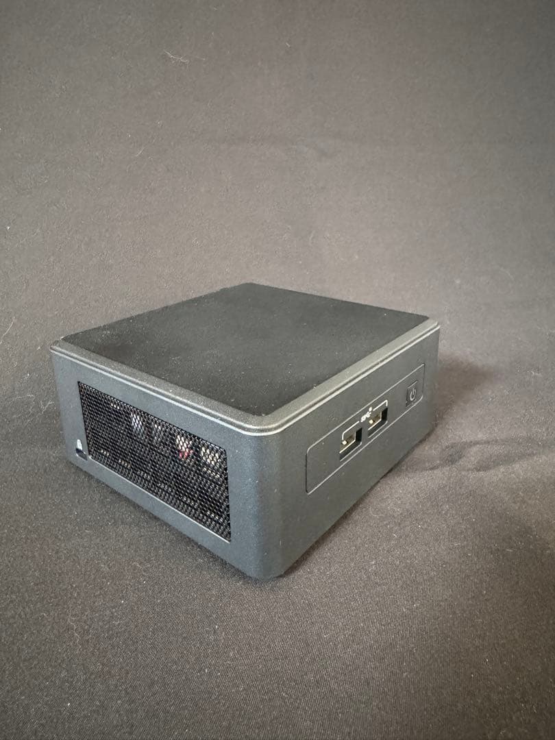 わ*け様 NUC11TNHi3 ベアボーンキット　中古品