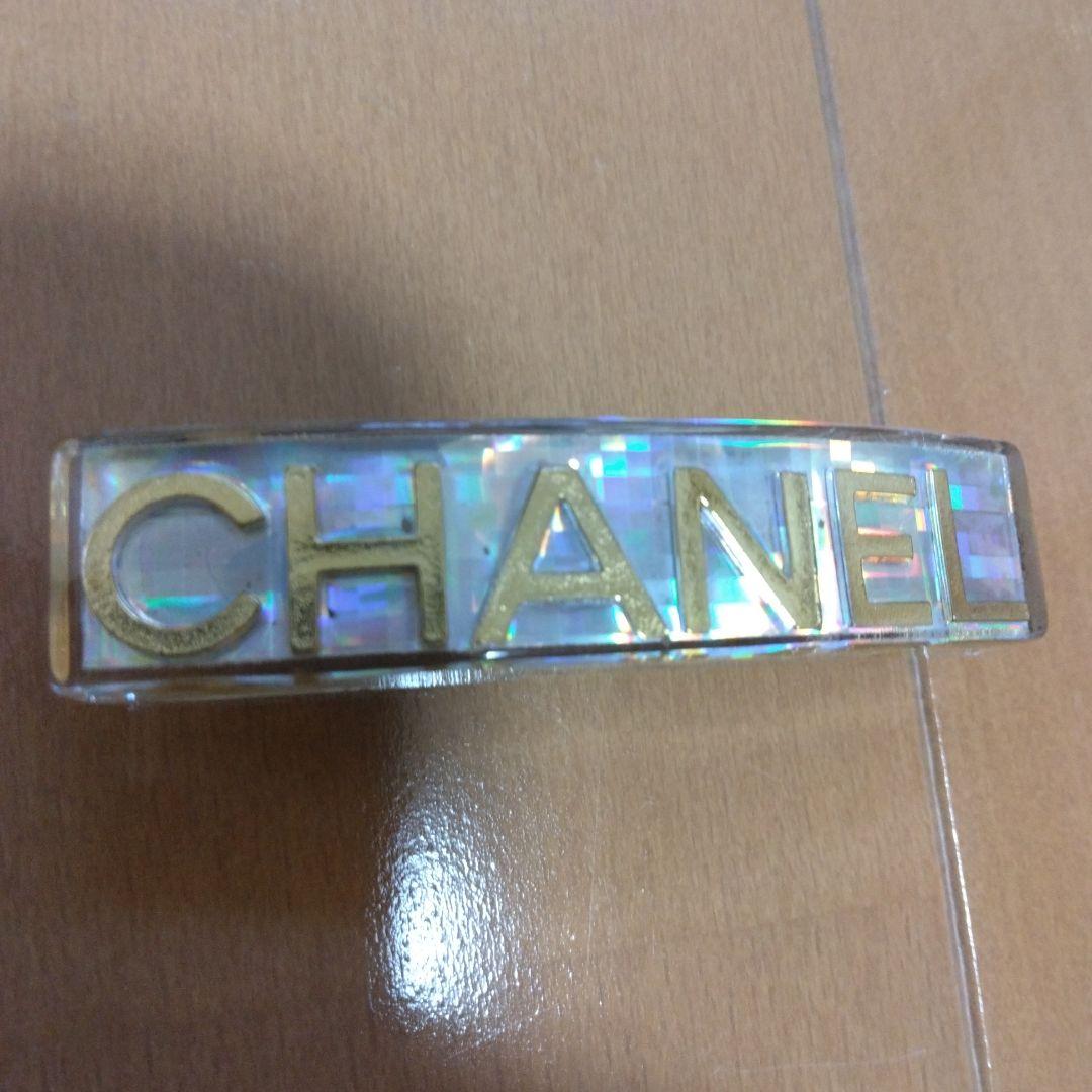 CHANELバレッタ ロゴホログラム バレッタ