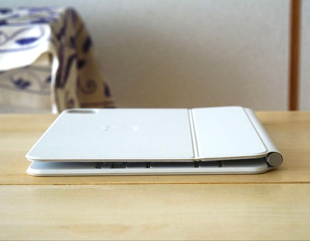 11インチiPad Air,Pro用Magic Keyboard ホワイト