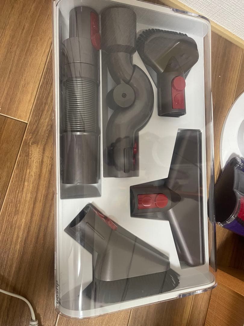 Dyson - ダイソン V10 (sv12) コードレス掃除機 付属品付