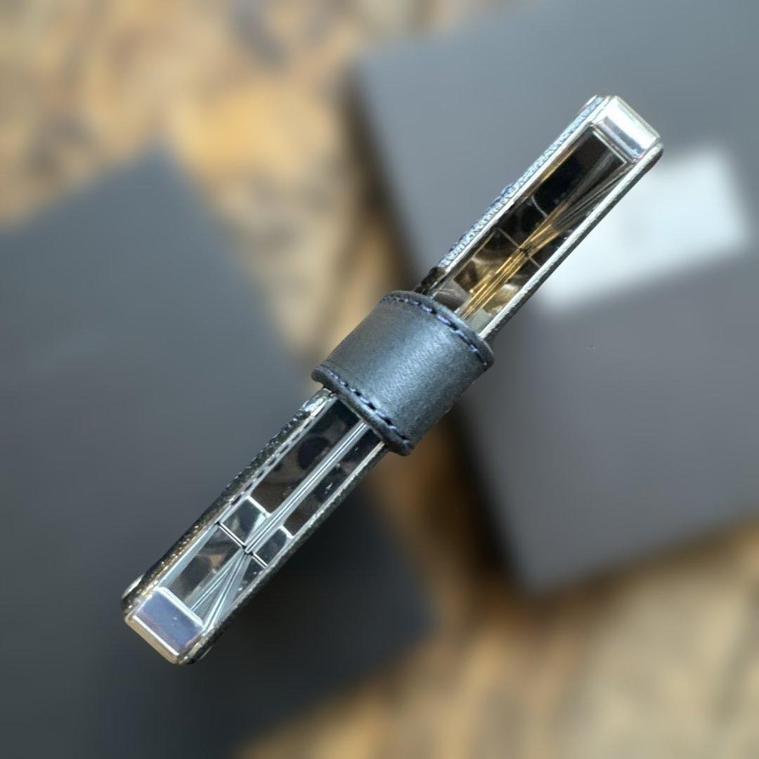 エアロコンセプト　カードケース・名刺入れ　新品・未使用品　箱付き　カラーNAVY