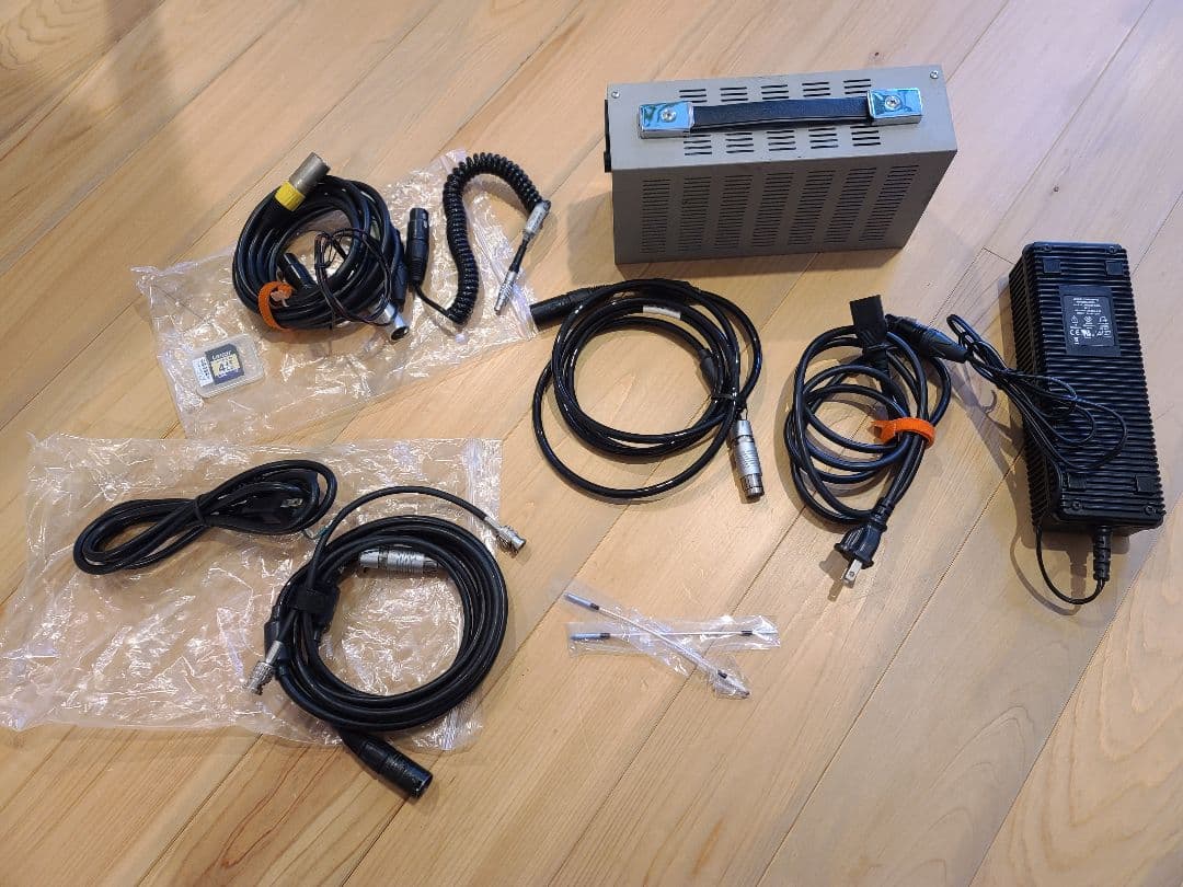 ARRI Alexa M（SxSカード 128gb + カードリーダー付）