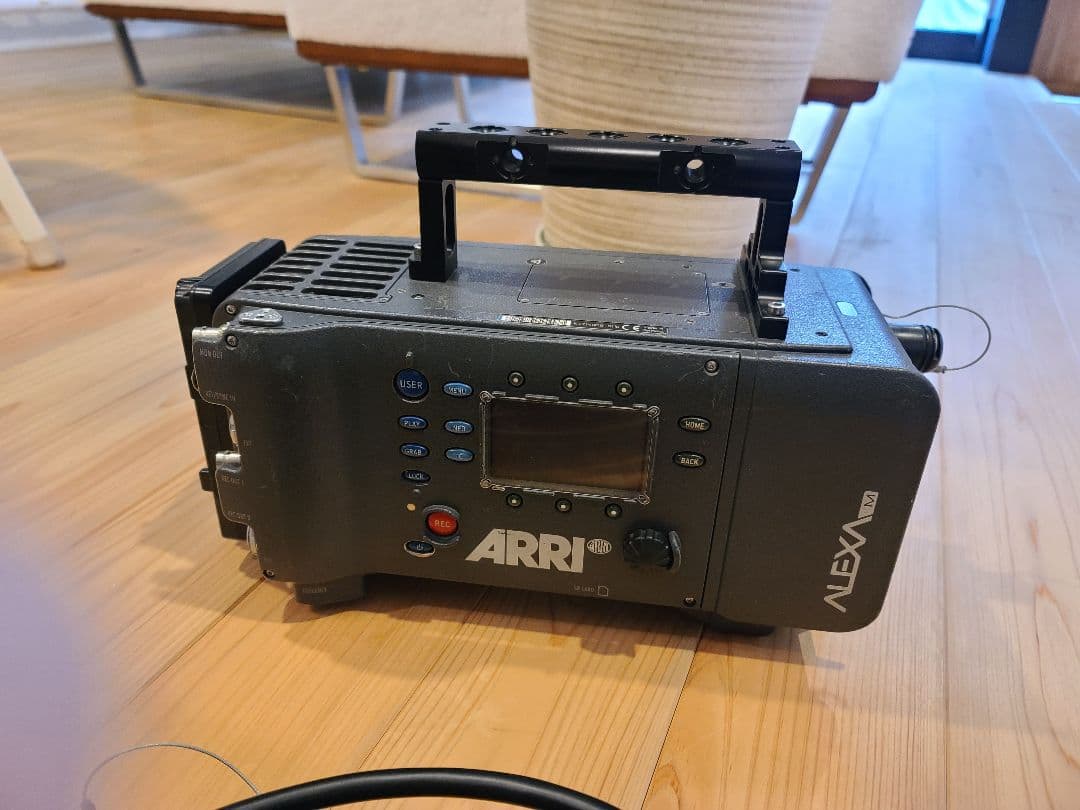 ARRI Alexa M（SxSカード 128gb + カードリーダー付）