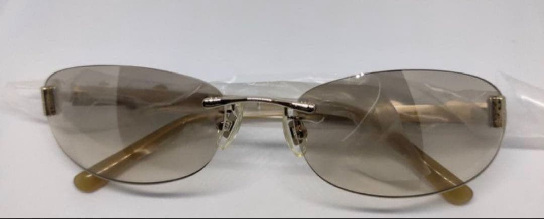 miumiu リムレス　サングラス　最終値下げ