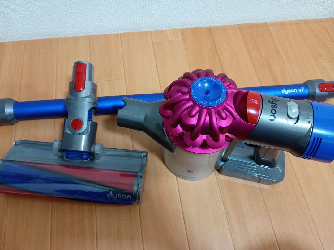 dyson V7 ハンディクリーナー　マキタバッテリーアダプター　ダイソン