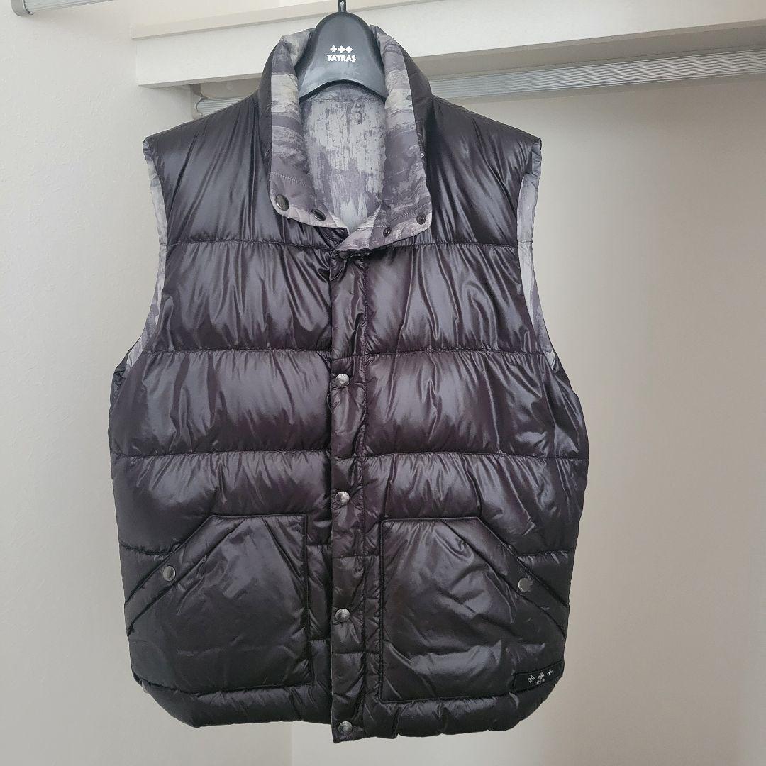 a　タトラス　メンズ　ダウンベスト