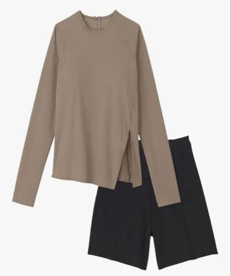 【極美品】Speedo(スピード)/ロングスリーブセパレーツ