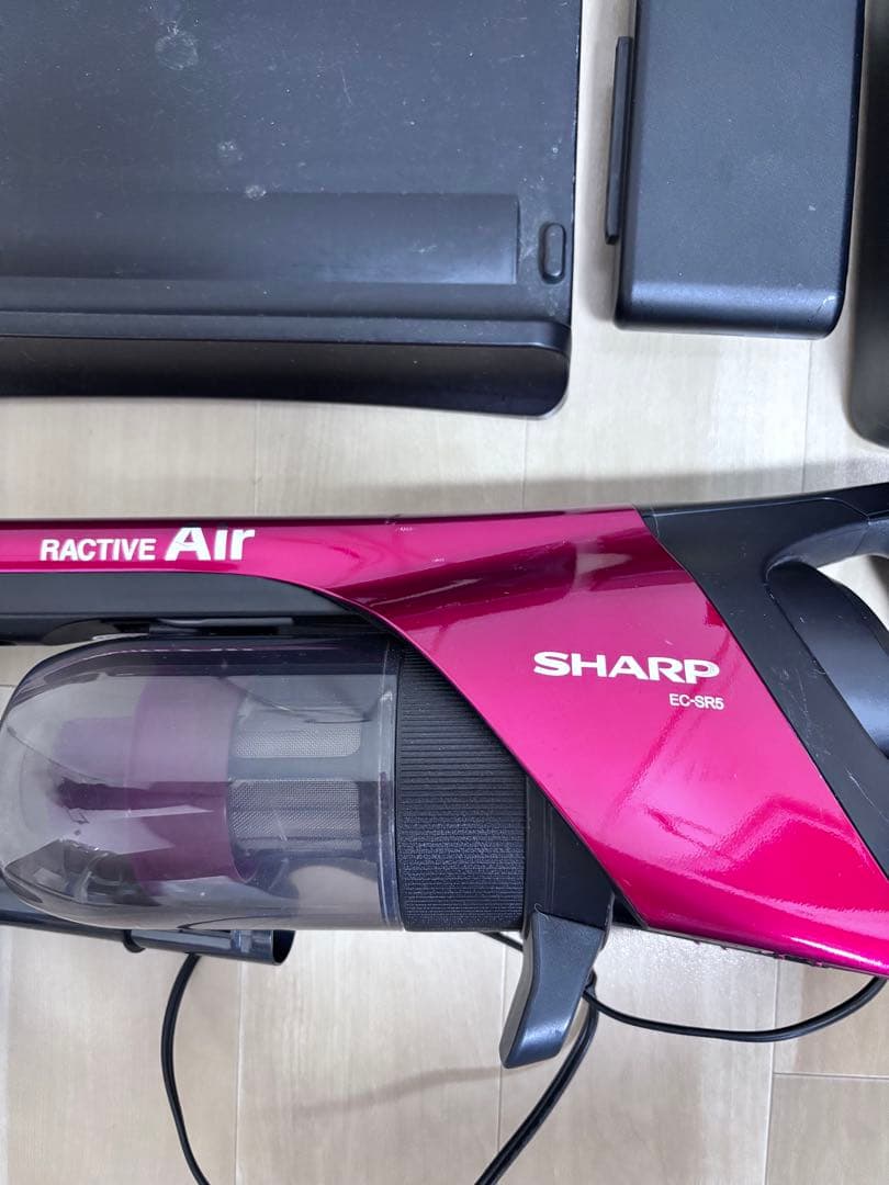 【訳あり】SHARP RACTIVE AIR スティッククリーナー本体　正規品