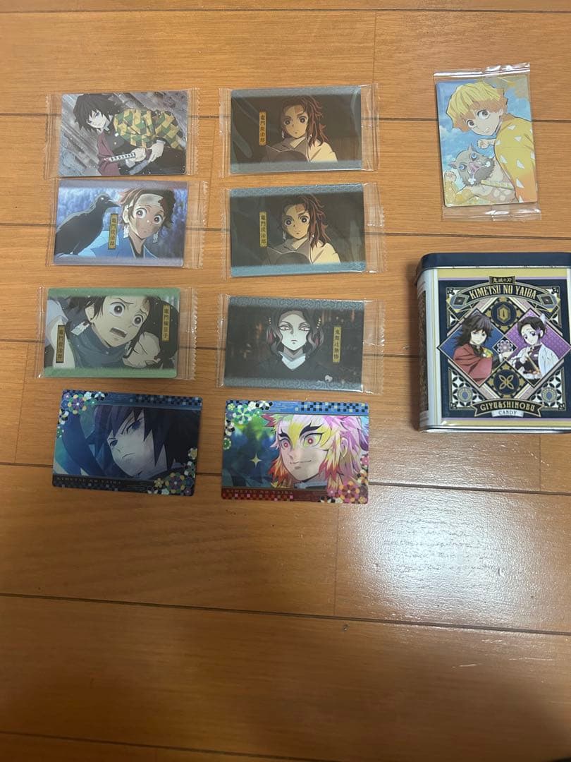 ♡*様 【未開封品】鬼滅の刃 ウエハース2弾 缶付き