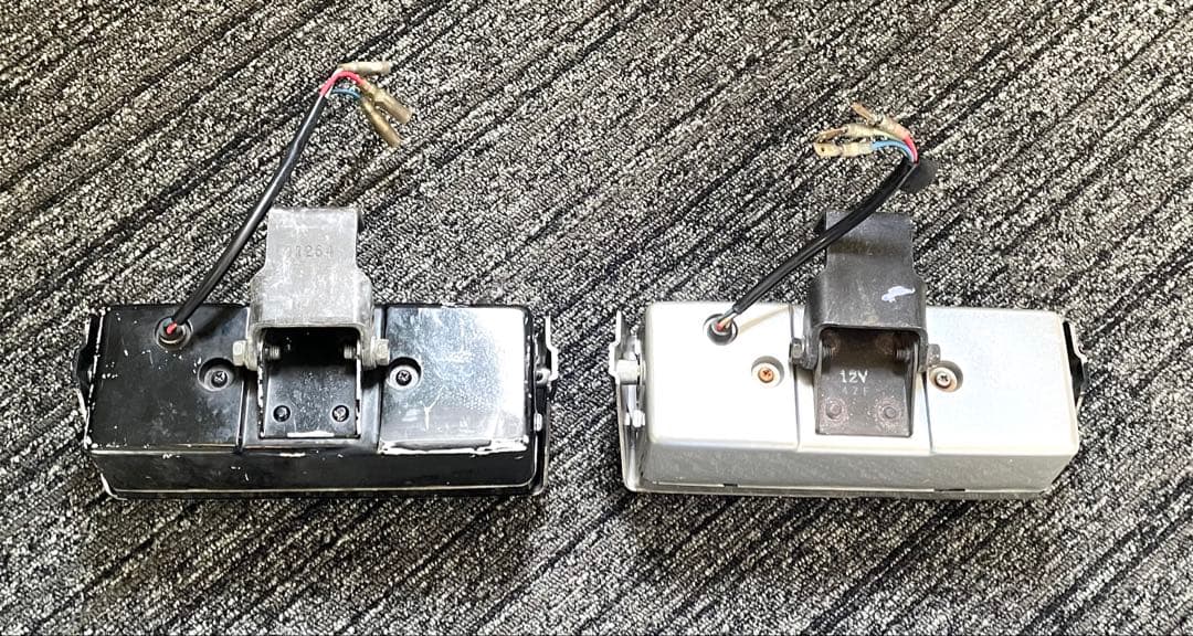 170クラウン　オートカバー（赤色）