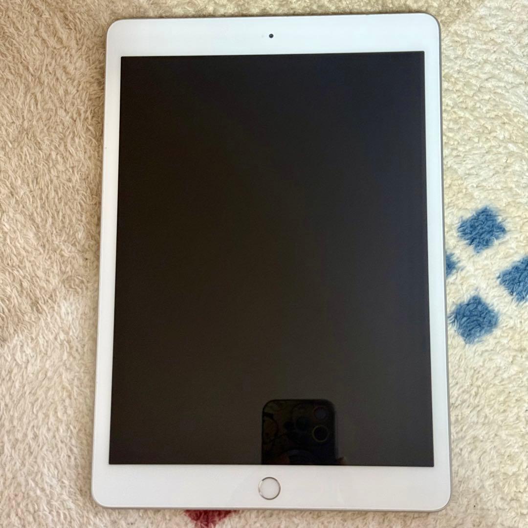 【初期化済み】Apple iPad 第8世代 Wi-Fi128GB シルバー