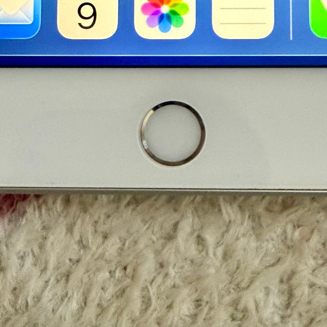 【初期化済み】Apple iPad 第8世代 Wi-Fi128GB シルバー