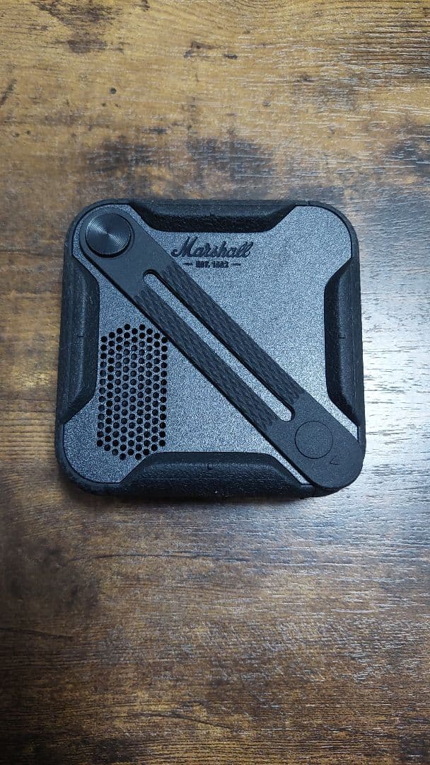 MARSHALL スピーカー(箱・充電コード有)