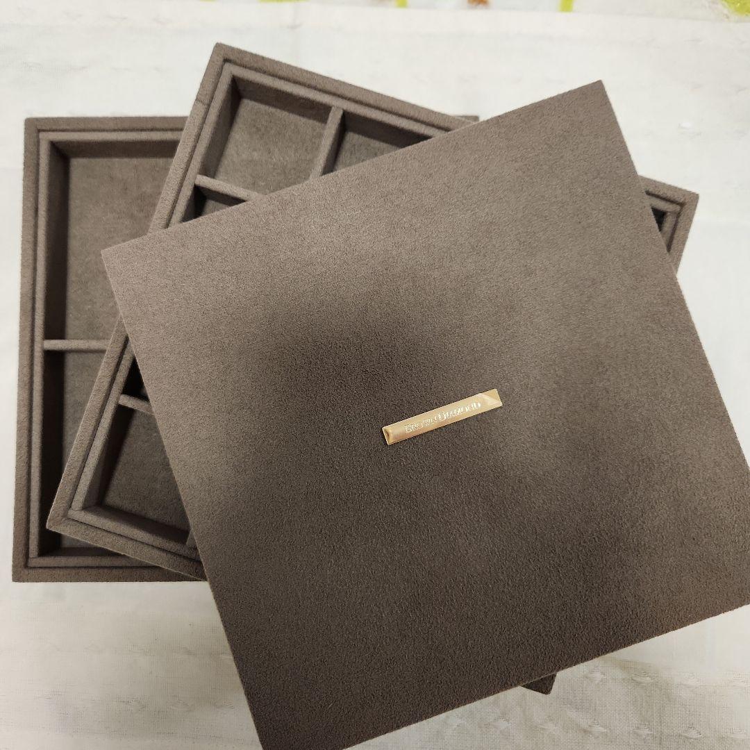 Brown Diamond ジュエリーBOX