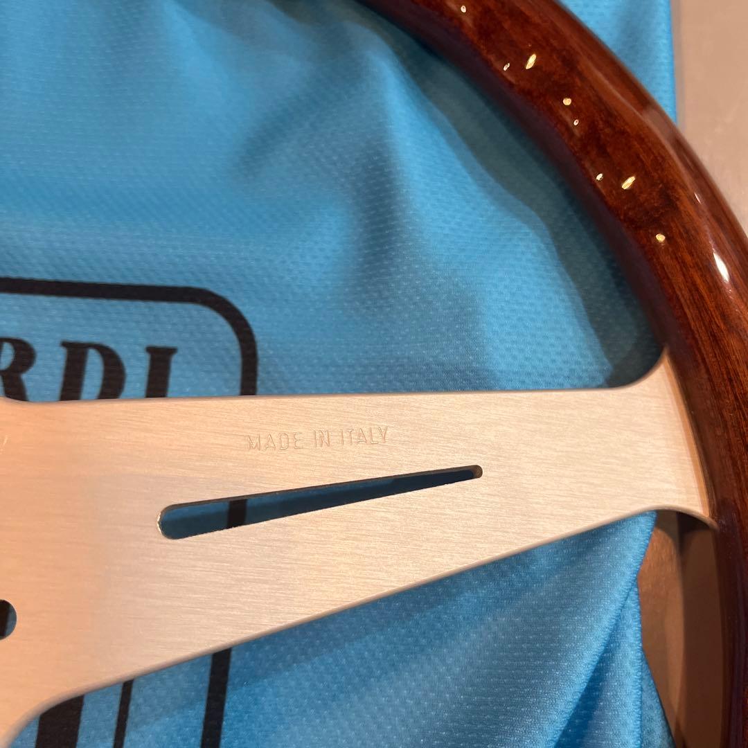 ナルディ　ウッドステアリング　N162 正規品