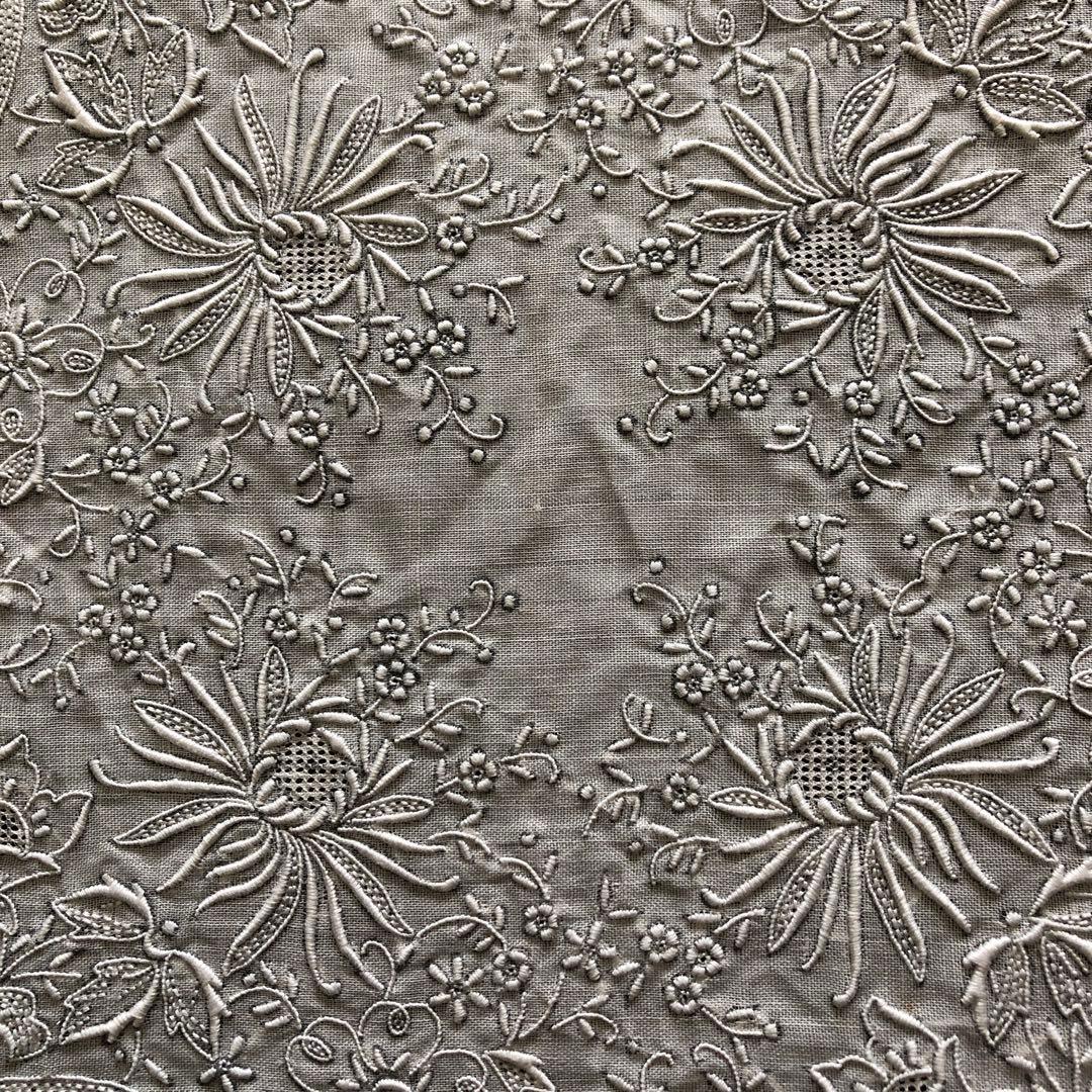 未使用　SWATOW ハンカチ　汕頭　手刺繍　スワトウ　花柄　パッケージなし発送