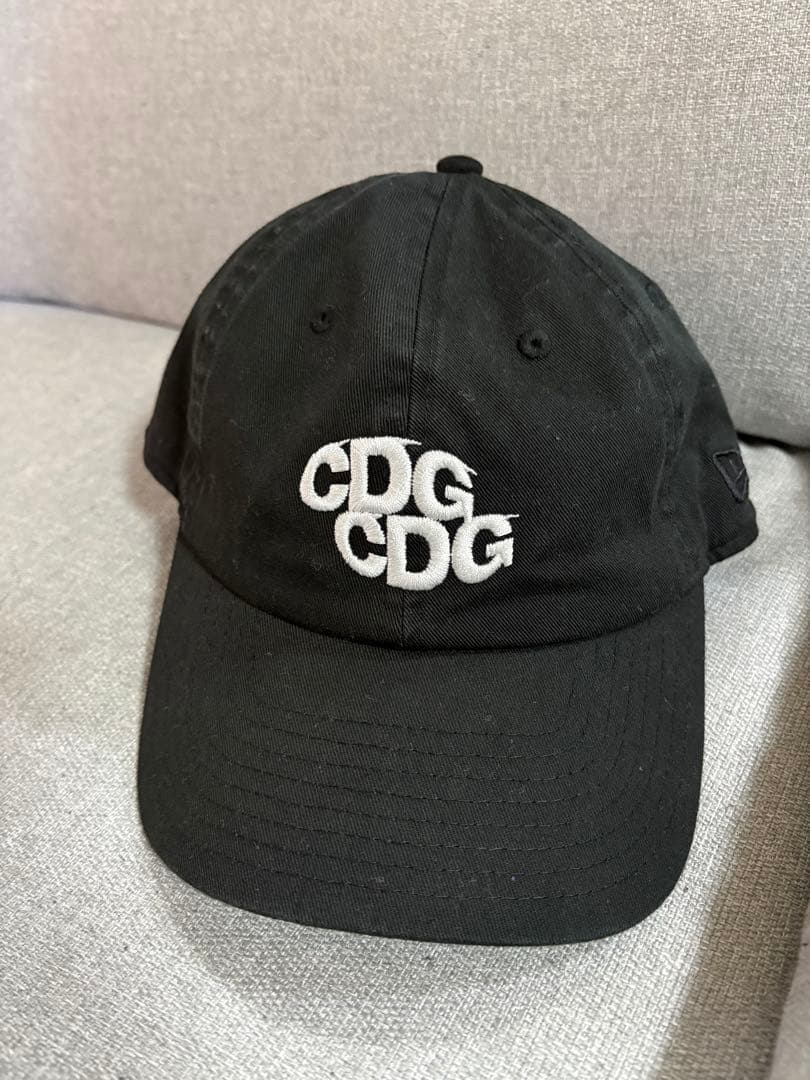 CDG ニューエラ　キャップ