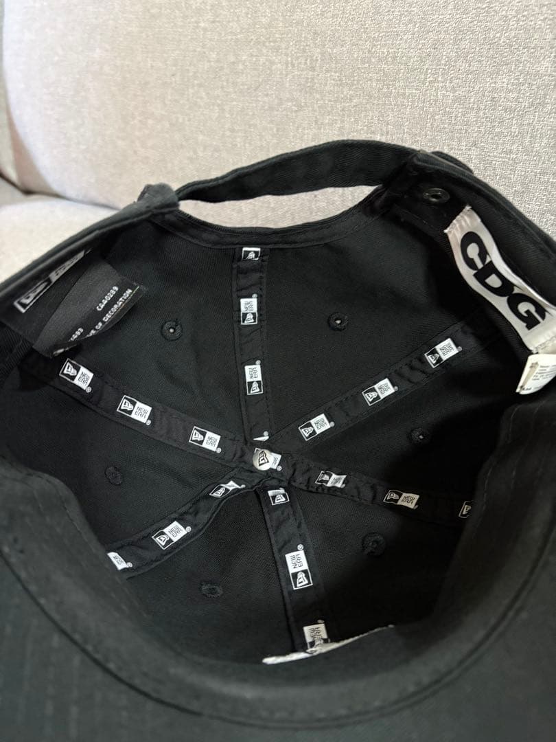 CDG ニューエラ　キャップ