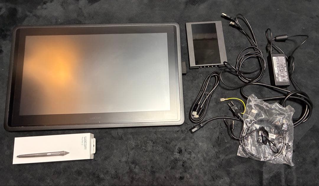 液タブ・ペンタブ Wacom Cintiq 22 FHD DTK2260K1D