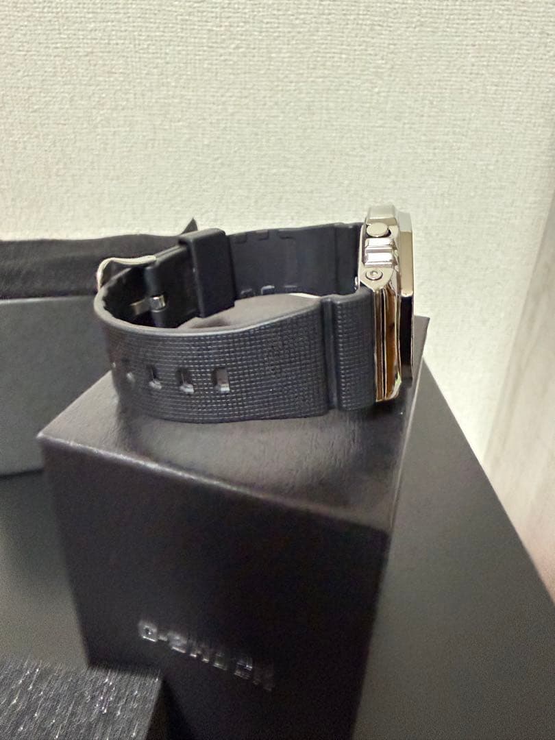 【美品】GーSHOCK 2100シリーズ/GM-2100-1AJF