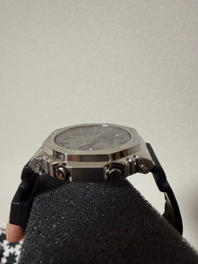 【美品】GーSHOCK 2100シリーズ/GM-2100-1AJF