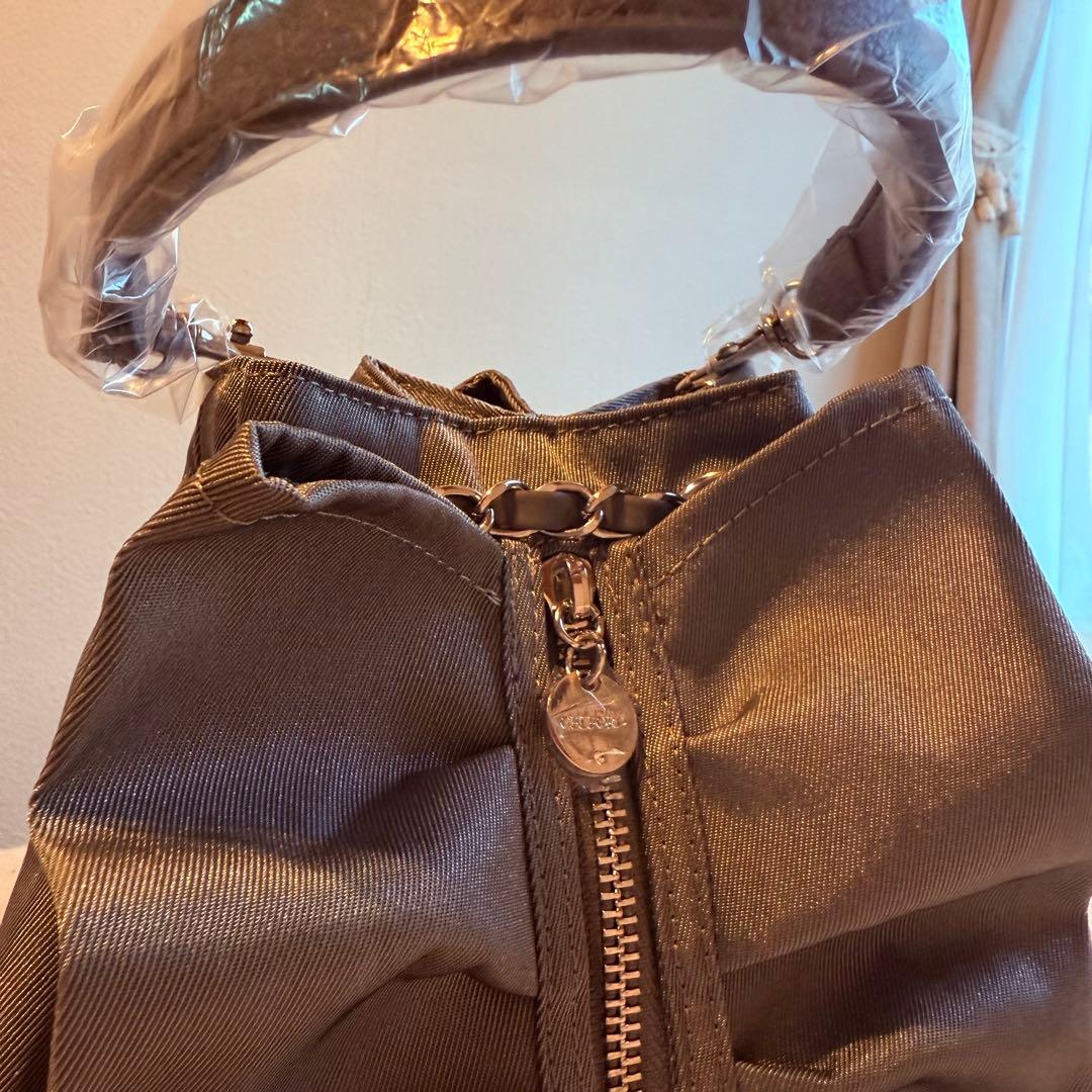 セルフォード チェーンショルダーフリルサック グレー