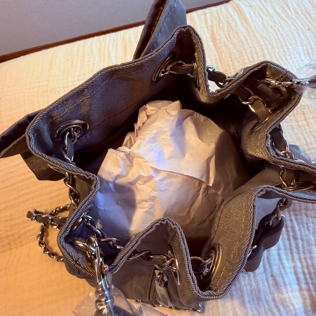 セルフォード チェーンショルダーフリルサック グレー