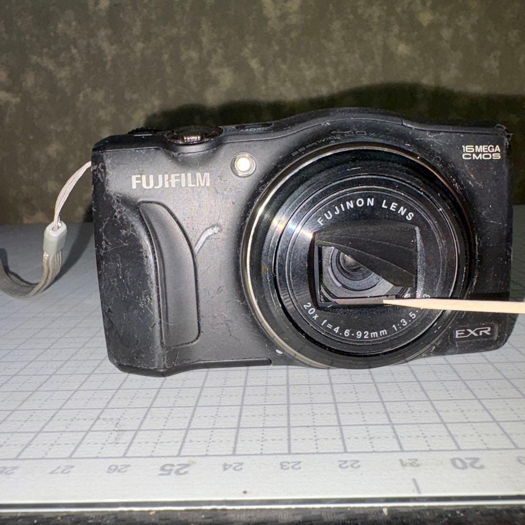 FUJIFILM FinePix F800EXR ブラック