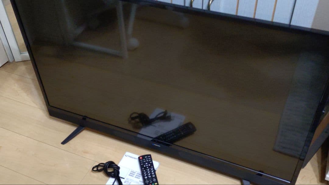 送料込MAXZENマクスゼン43型液晶テレビ ゲームモード搭載 リモコン付