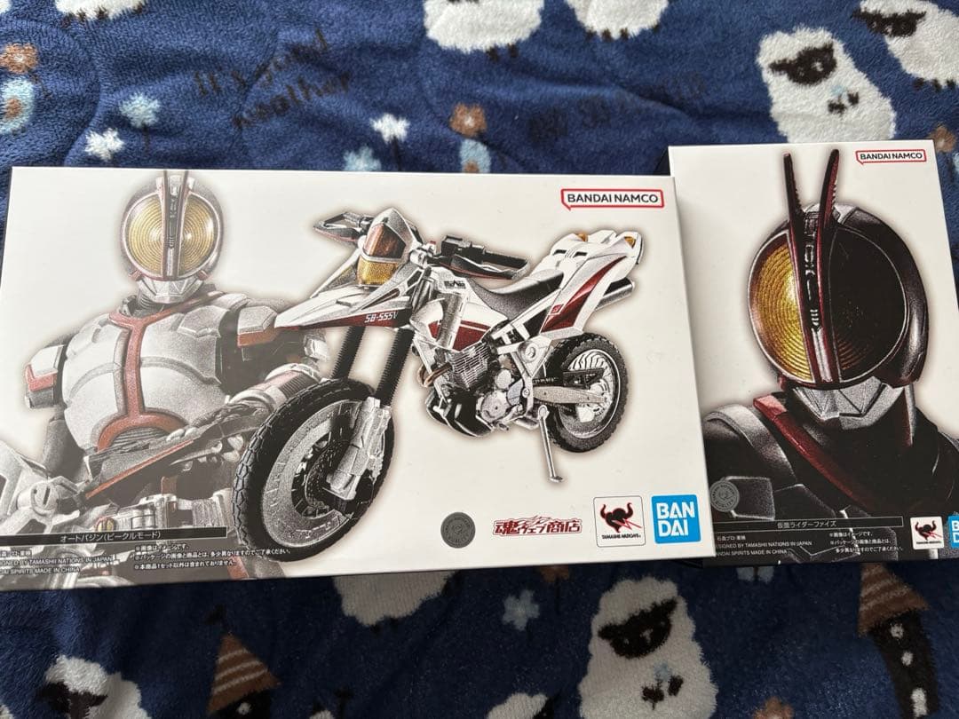 真骨彫製本　仮面ライダーファイズ　オートバシンセット