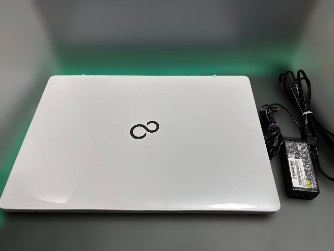 Windowsノート本体 LIFEBOOK AH51/C3 Corei7/SSD480GB/8GB